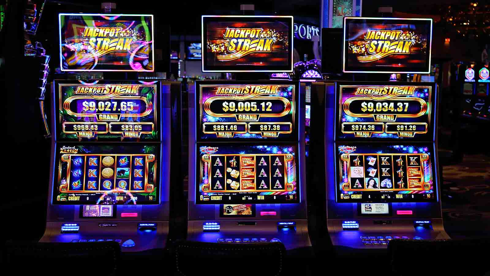 The concept of forming a group of progressive slots to create a shared jackpot.