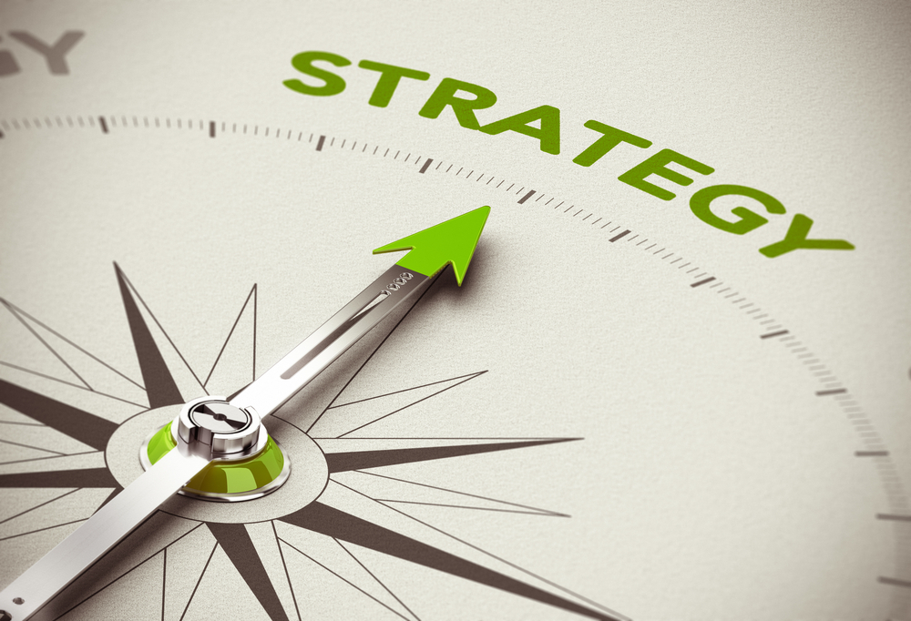 Mississippi Stud strategy revolves around determining which hands are viable for play and when to cut your losses by folding. Initially, expect to play more hands than usual, folding only those with minimal chance of improving. As gameplay progresses, focus your decisions on win probability, especially potential high returns.
