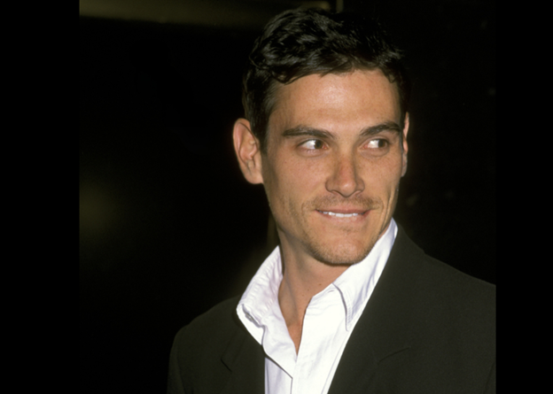 Billy Crudup captured at the 2000 New York Awards held in NYC