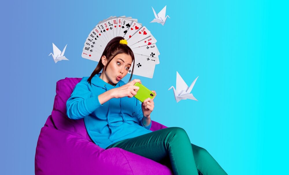 Imagine an enthusiastic player experiencing the thrill of online casinos, one among many enjoying the pastime.